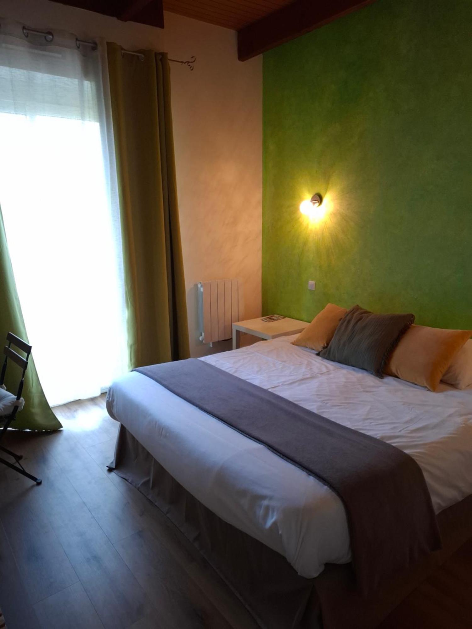 Hotel Les Bruyeres 2*